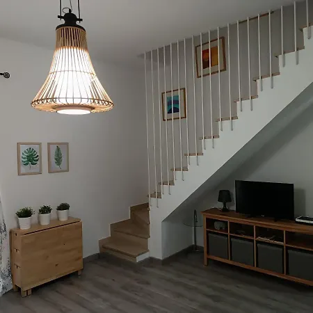 At Plaza Del Duque Daire *