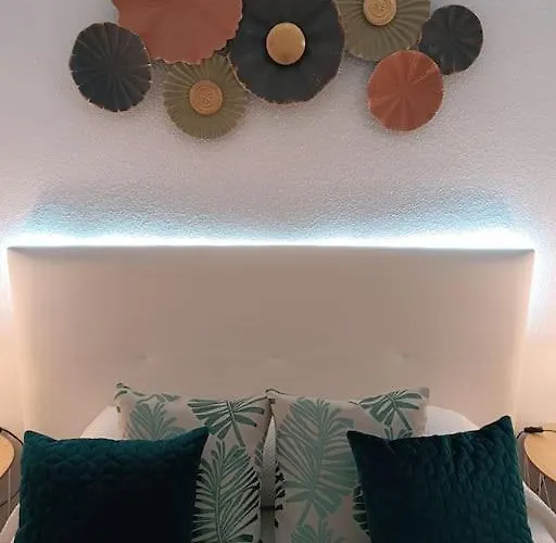 At Plaza Del Duque Apartmán