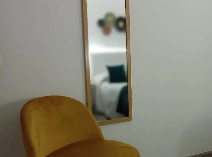 At Plaza Del Duque Apartmán