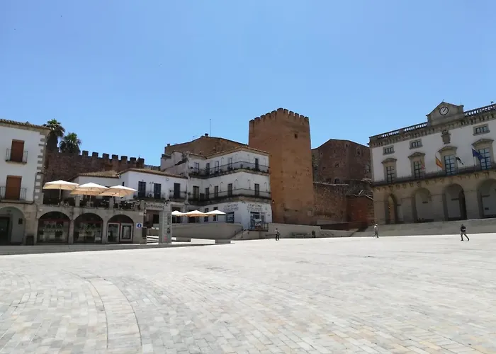 At Plaza Del Duque *